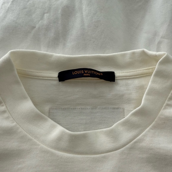 Louis Vuitton White Embossed  Tee - Picture 1 of 8